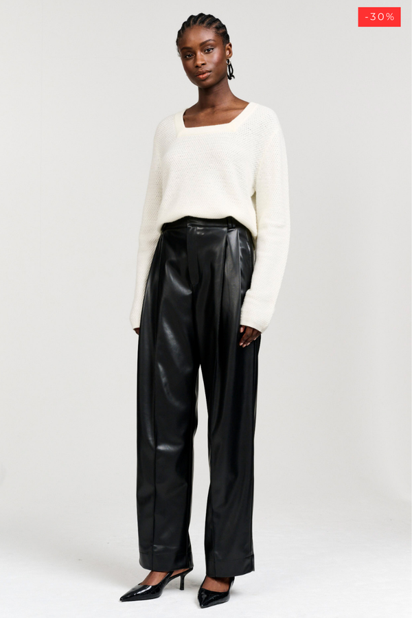 CLASSIC CHIC PANTS