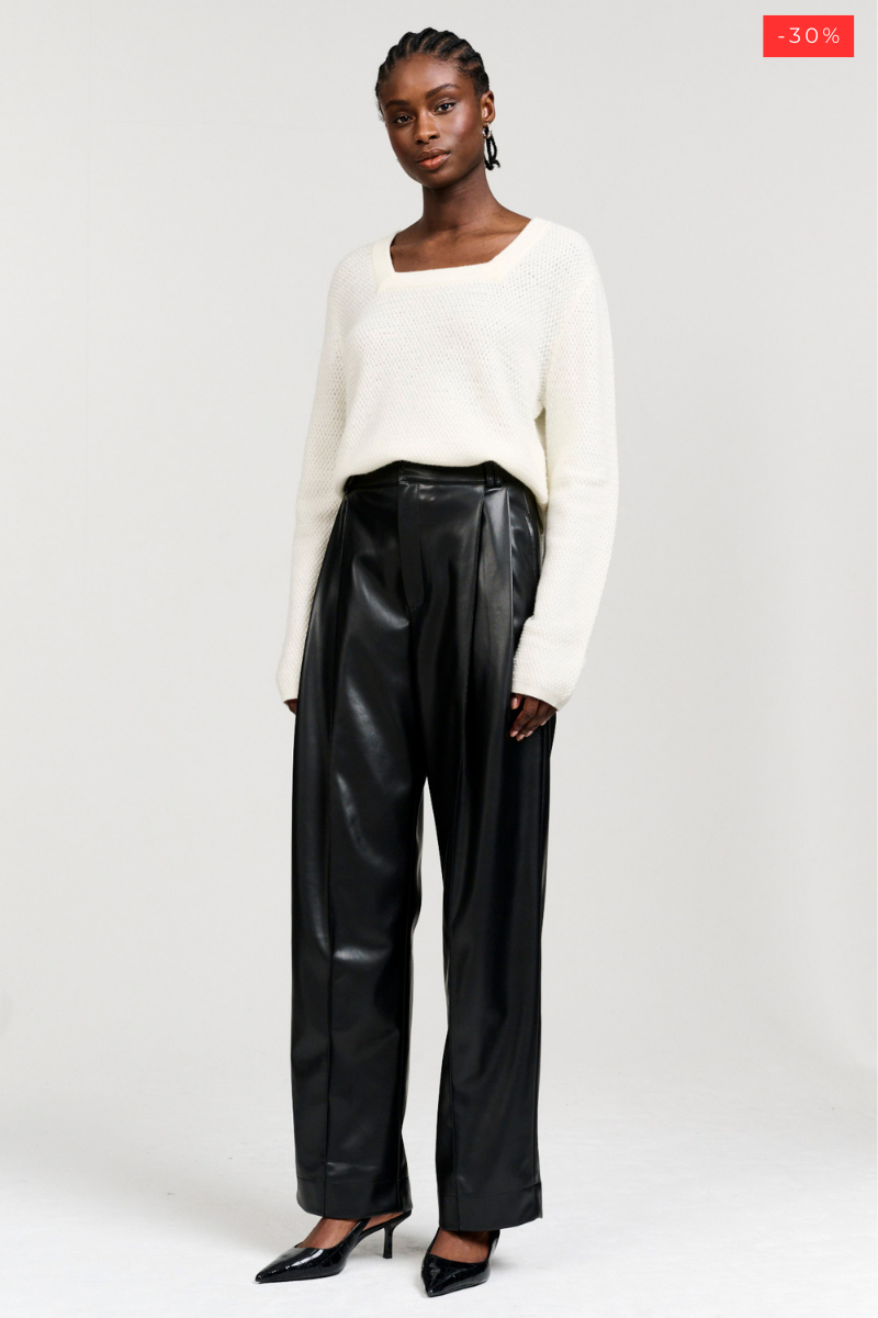 CLASSIC CHIC PANTS