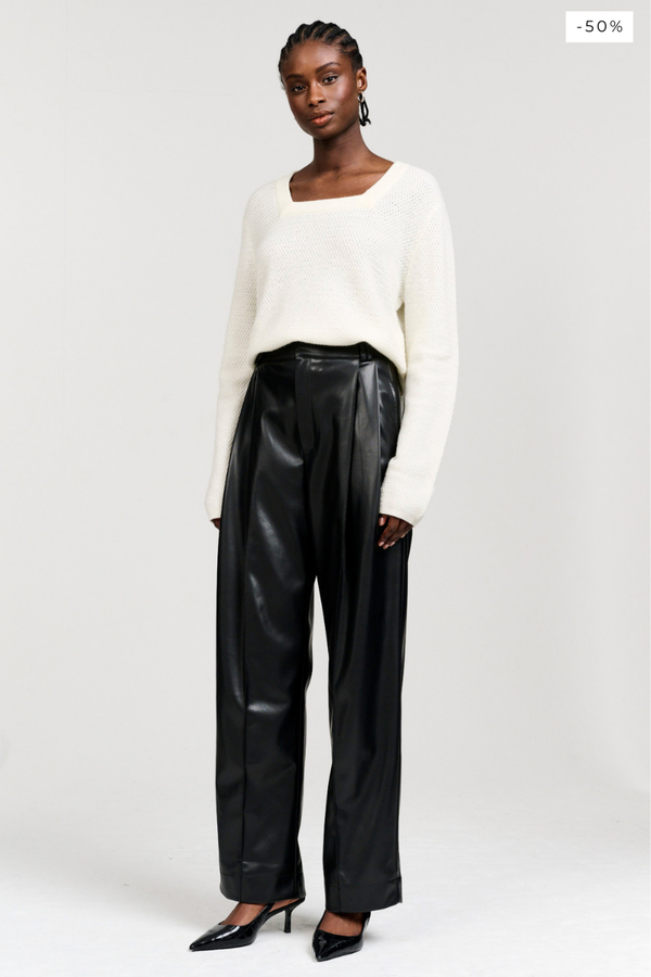 CLASSIC CHIC PANTS